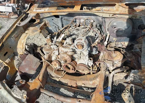 2000 Chevrolet Silverado 1500 Ls from USA, damaged, VIN 1GCEC14V9YZ153332